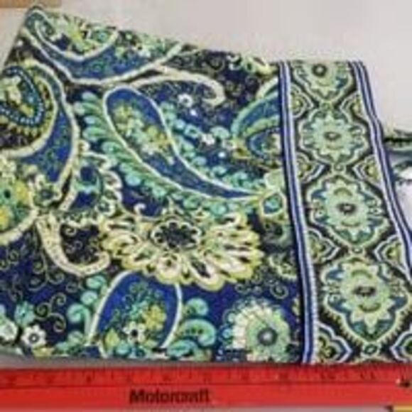 Vera Bradley tote bag in the "Rhythm and Blues" pattern retired READ - Picture 6 of 11